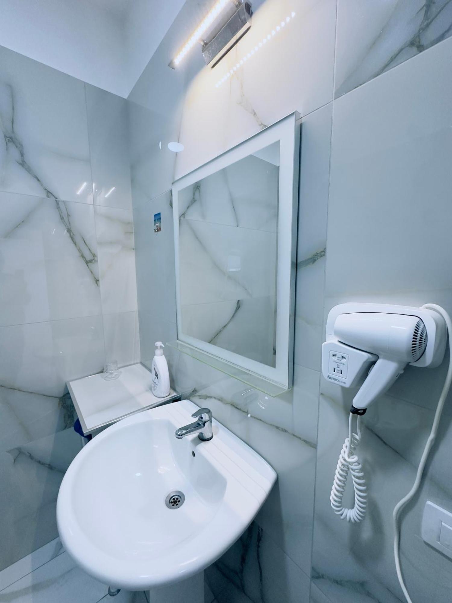 Molla Hotel Restorant Шенгін Екстер'єр фото